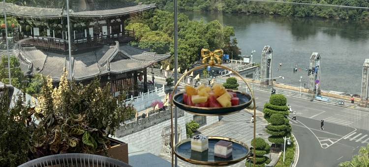 君屿酒店(桂林两江四湖象鼻山店)图片