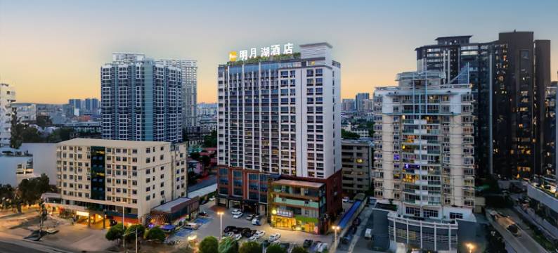 明月湖酒店(广西大学南宁火车站店)图片