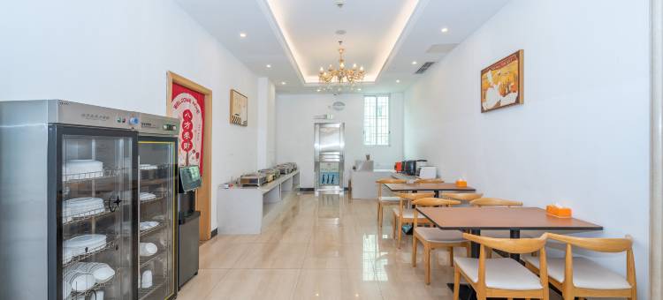 维也纳酒店(广州花都融创文旅城热雪奇迹店)图片