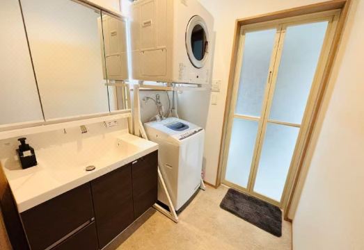 ZZOKIAI Blue Fish! Only 2 mins to beach by walk! Maximun 11 persons! Hotel Overview