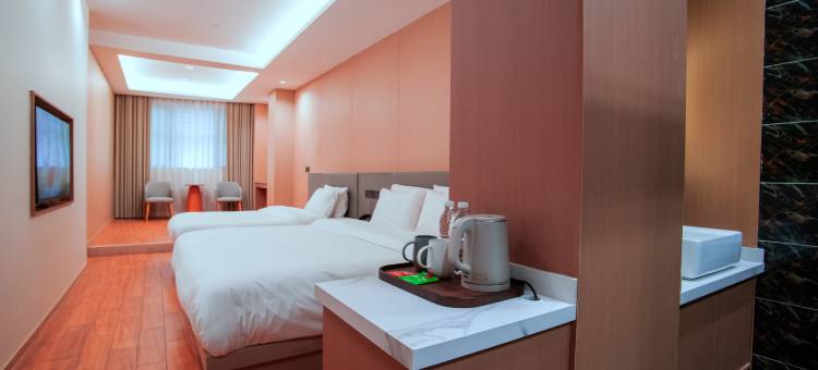 云上四季酒店(龙港店)图片