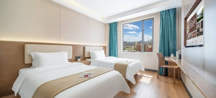 乌鲁木齐•瑞天｜Sky.HighCity.Vistas大酒店(火车南站和田二街店)图片