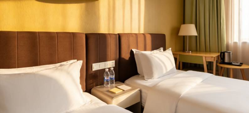 格林阳光假日酒店(南昌八一广场一附院店)图片