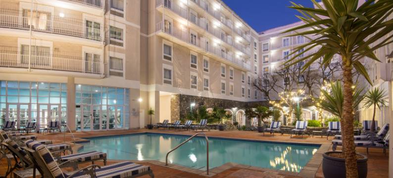 科莫多酒店(The Commodore Hotel)图片