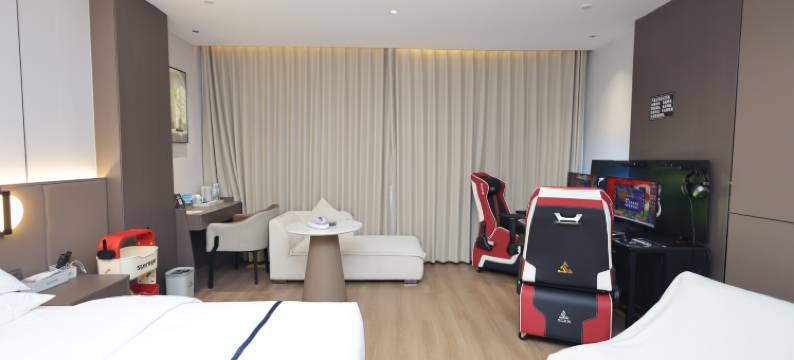 亦爱电竞酒店(七都国际广场店)图片