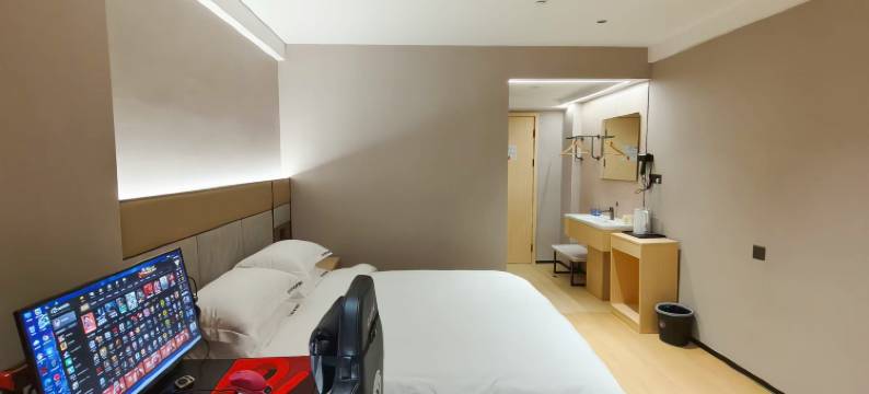 星禾电竞民宿(三门新城区心湖公园店)图片