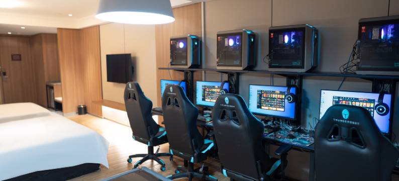 雷神电竞酒店(红谷滩万达广场店)图片