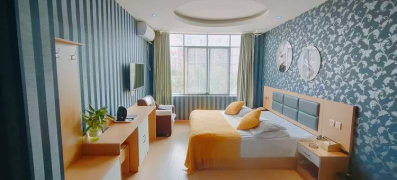 安宁幻城2046主题酒店图片