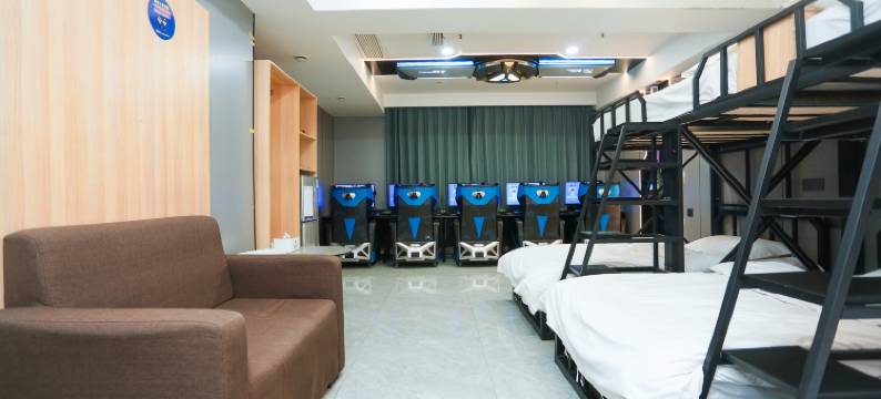 洛阳爱电竞民宿(万达广场王府井店)图片