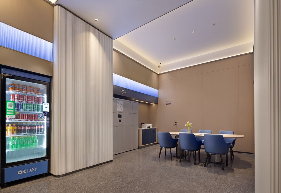欢漫酒店(中山南头轻轨站海雅缤纷城店) 图片6
