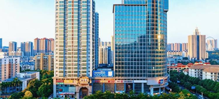 南宁永凯春晖酒店(南宁东站万象城地铁站店)图片