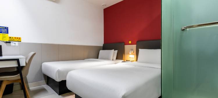 易佰酒店(宁波天一广场鼓楼地铁站店)图片