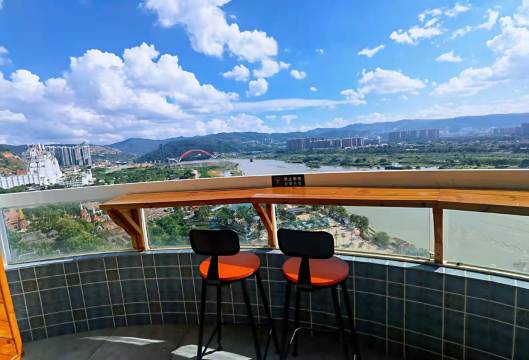 西双版纳景洪景悦澜庭酒店(告庄星光夜市店)图片