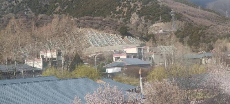 工布江达幸福家庭旅馆图片