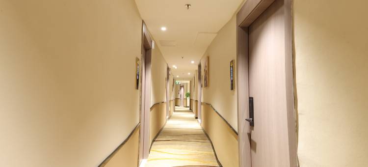 大众设计酒店(深圳福田竹子林地铁站店)图片