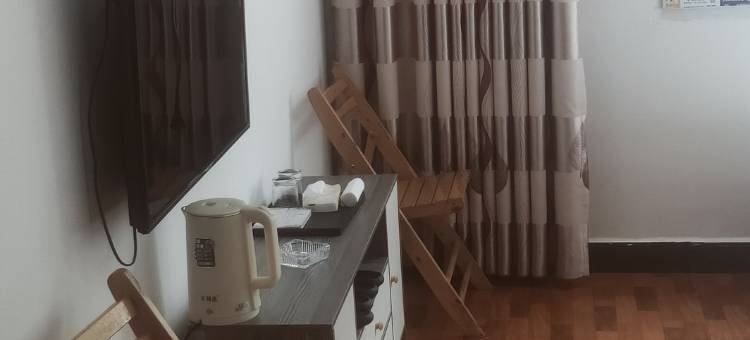 宝兴逸萱客栈图片