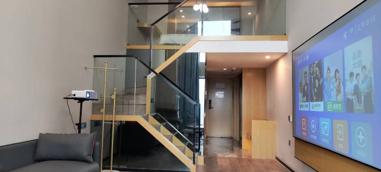 百州loft影音酒店(赣州万象城店)图片