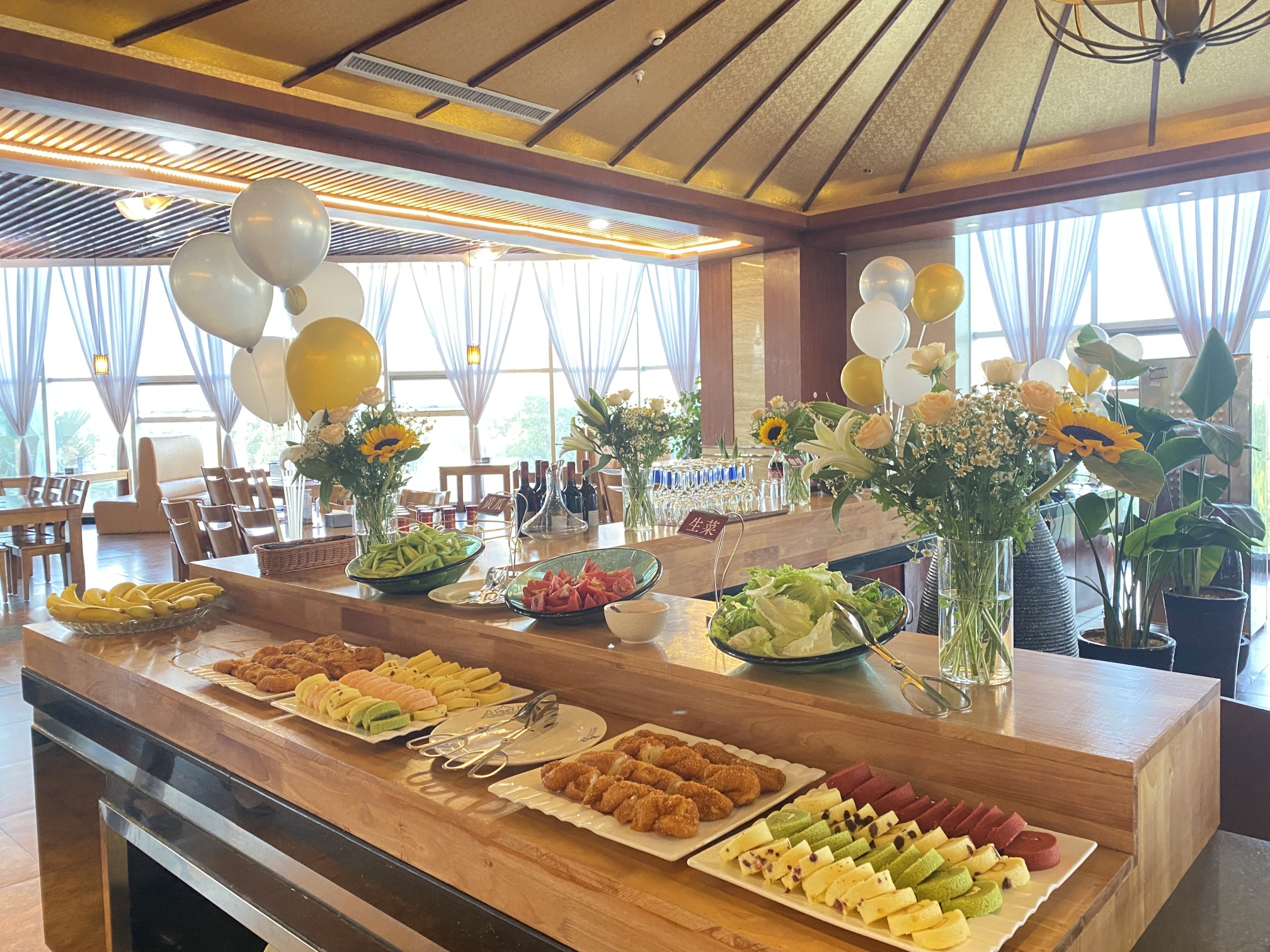 Hongshanhu Hot Spring HotelOver view