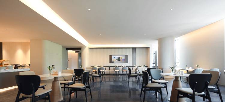 舟山岱山客运中心长河路亚朵酒店图片