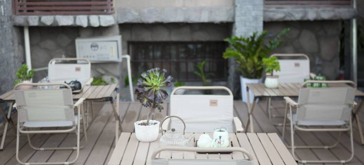 且慢民宿(大石板古村店)图片