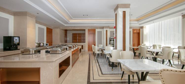 维也纳酒店(甘孜巴塘318国道店)图片