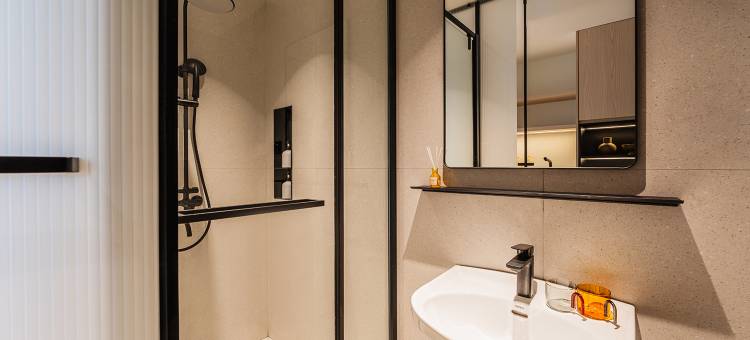 baseLITE佰舍酒店式公寓(上海沈杜公路昌林路店)图片