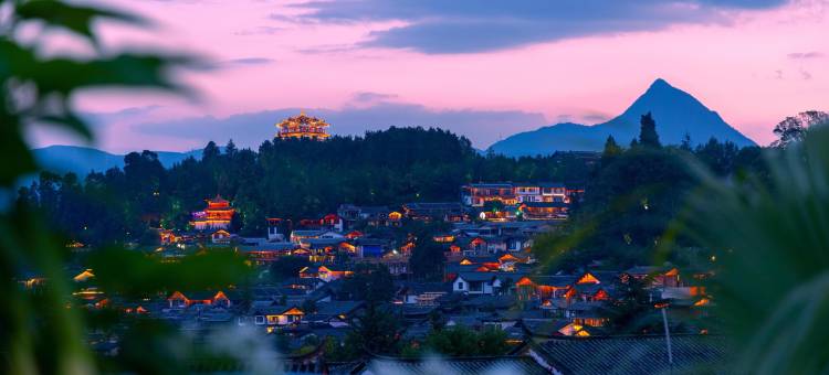 秋池居Qiuchi·观古城全景·设计师度假酒店(丽江古城大水车店)图片