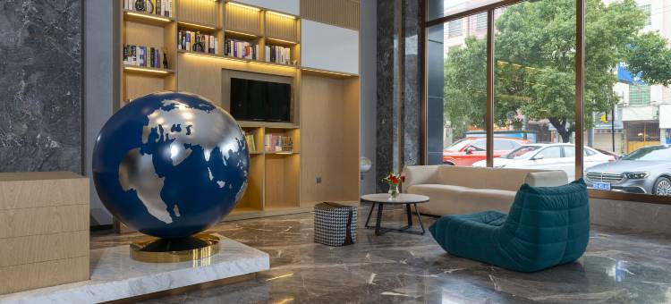 凯里亚德酒店(嘉禾生源时代广场店)图片