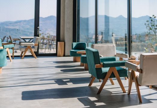 Half Hidden - Peachland Mountain Boutique Resort & Spa Hotel Overview