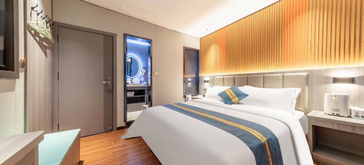 拉萨南欧西假日酒店(堆龙滨河体育公园店)图片