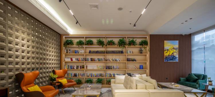 壹柏·悦美酒店(安顺顾府街南马广场店)图片