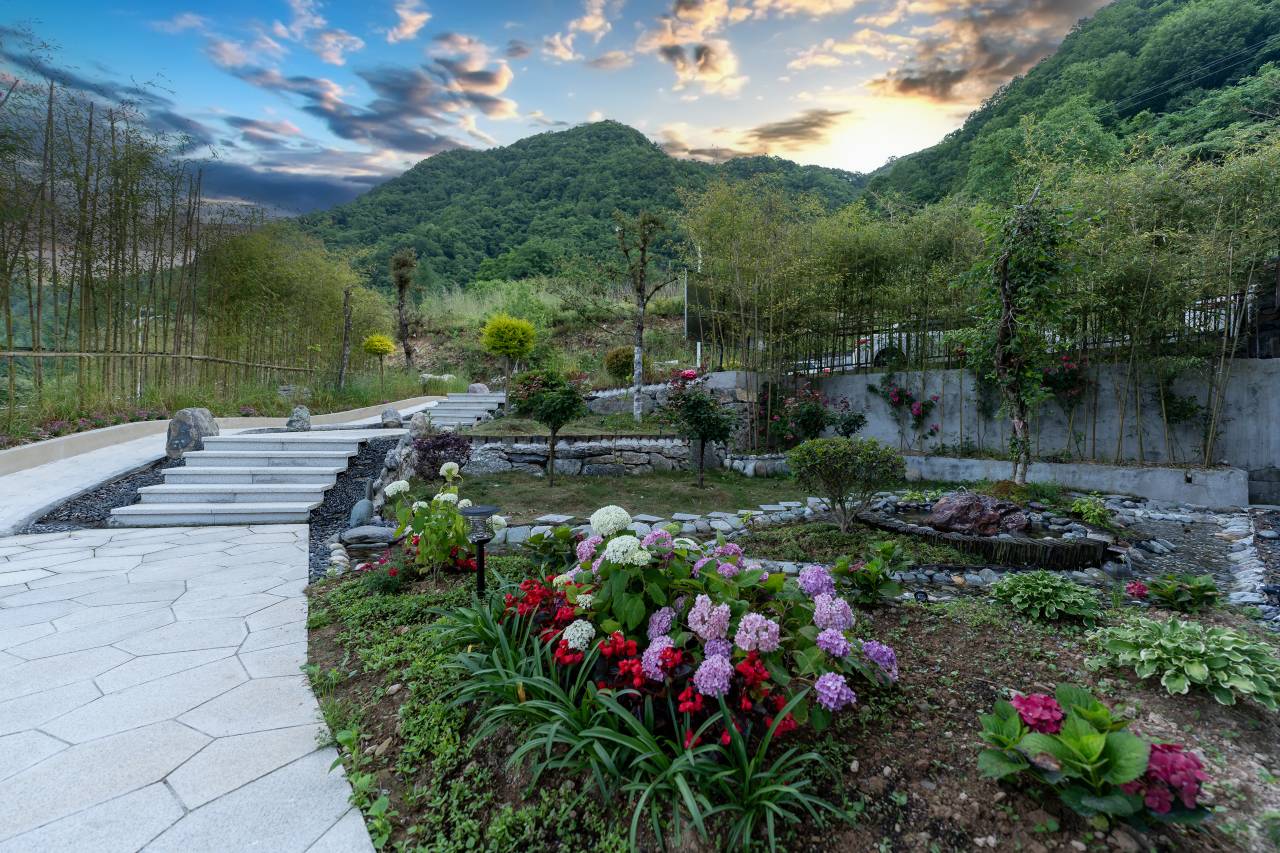 黎明的猜想智慧民宿(大九湖坪阡古镇店)图片