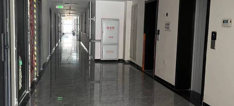 赤峰锡伯雲程民宿(万达广场赤峰红山店)图片