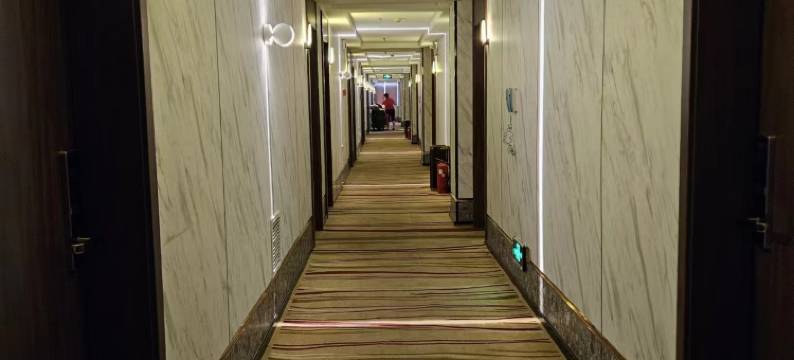 红都酒店(邢台火车站新世纪广场店)图片