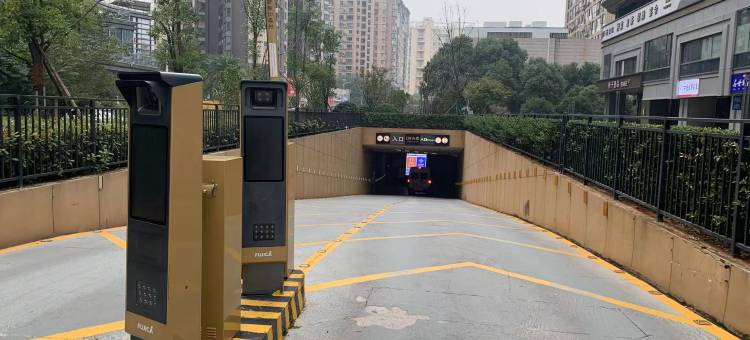 朴硕·园丁民宿(长沙理工大学金盆岭校区涂家冲地铁站店)图片