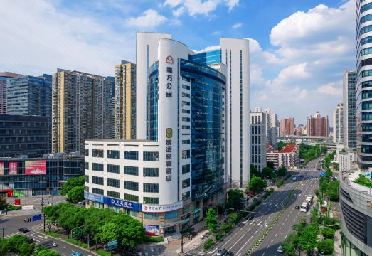 宿适轻奢酒店（上海火车站汉中路地铁站店）外景图