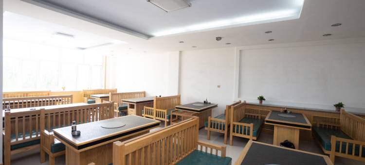 化德希尔曼酒店图片