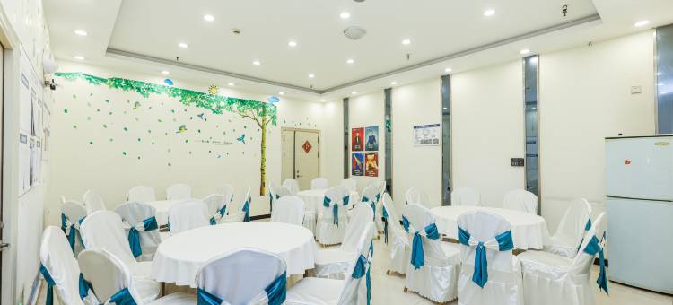 7天优品酒店(重庆袁家岗轻轨站奥体店)图片