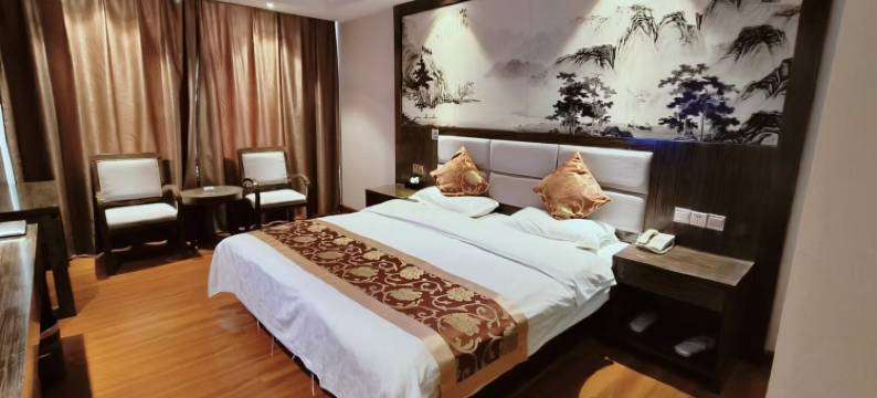 云县浙商大酒店(滨河公园店)图片