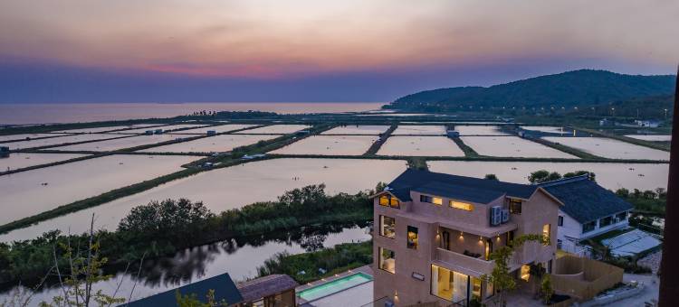 喜野·THE VILLA&CAFE&CAMPING&PARTY·泳池·湖景民宿图片