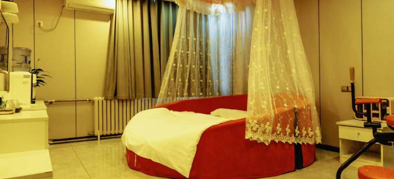 平山唯Love主题酒店图片