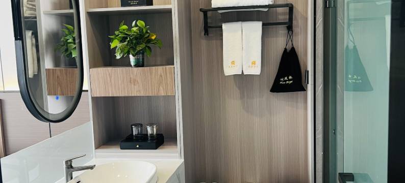 恩泽华亿酒店(咸阳西站店)图片