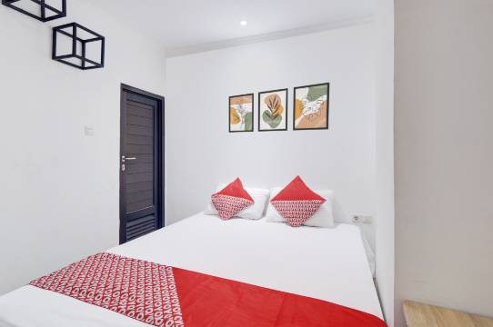 橡树联排别墅芒果杜瓦-靠近雅加达梦幻公园安佐尔(Townhouse Oak Gunung Sahari Near Ancol)