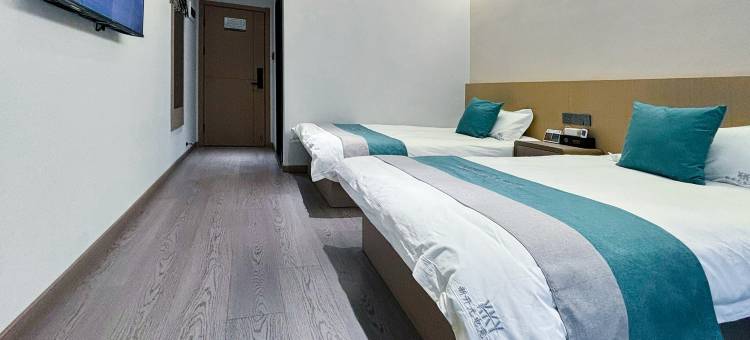 东至新开元酒店(汇金商业步行广场店)图片