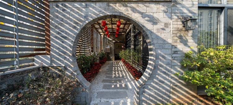 花筑·尘外·庐民宿(潮州人民广场店)图片