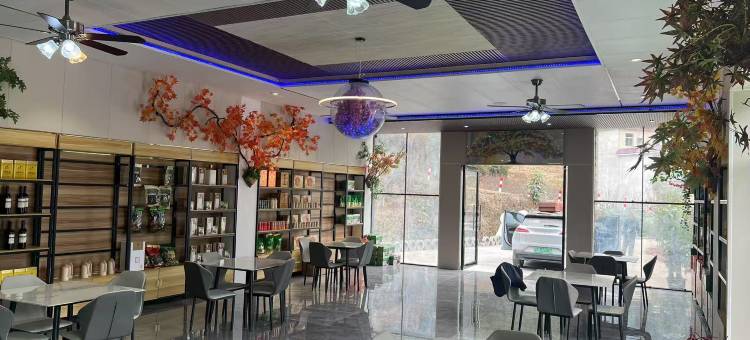 美林河畔酒店图片