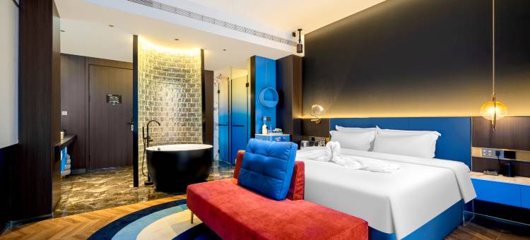 布尔曼设计师酒店(群力新区河山街地铁站店)图片