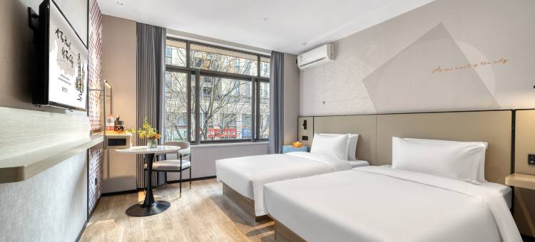 柏曼酒店(南京东南大学诚信大道地铁站店)图片