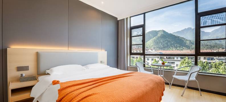 禾季酒店(栾川老君山店)图片