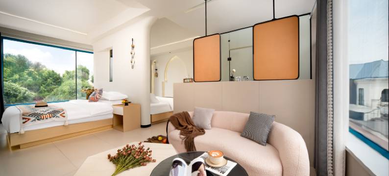 云里设计师度假美宿(特克斯八卦城店)图片